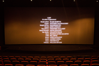 bifa必发国际党委组织召开《长津湖》观影活动